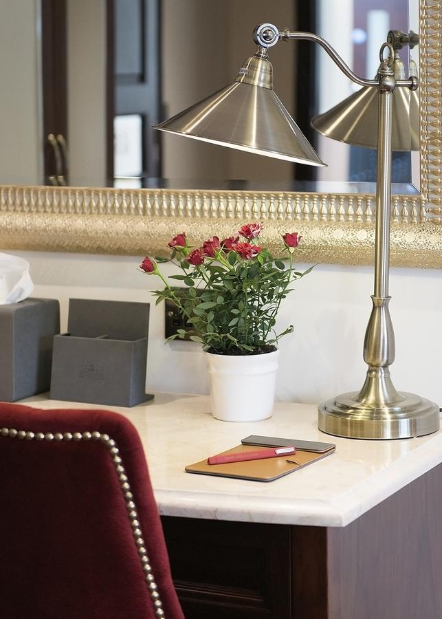 The George Street Hotel Oxford Buitenkant foto Rosa chinensis