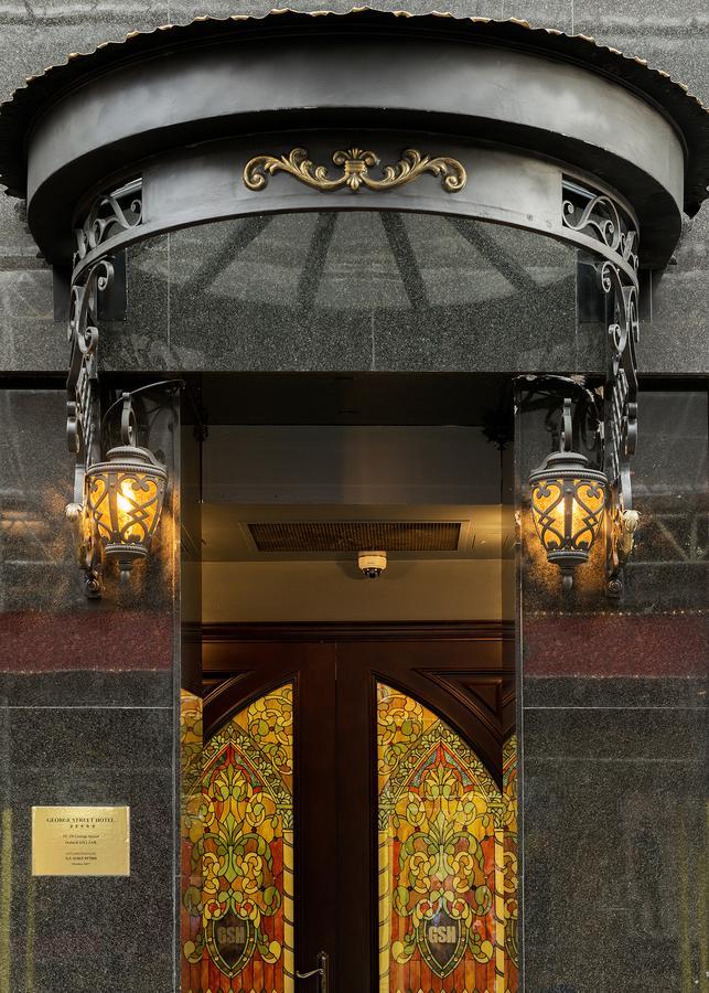 The George Street Hotel Oxford Buitenkant foto The entrance to the church